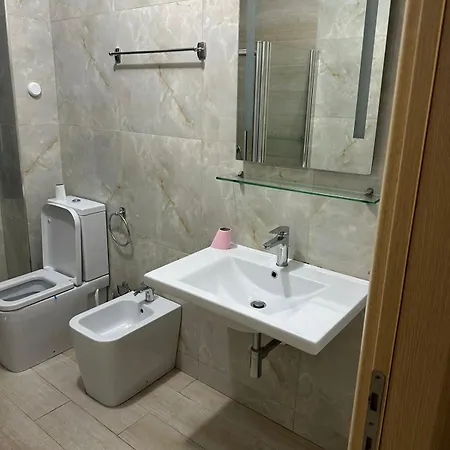 Apartment Leo